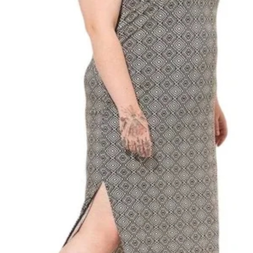 Torrid Black, Tan and cream Geometric Patterned Maxi Dress